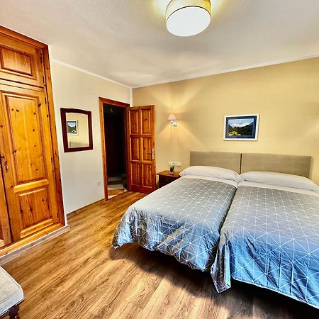 Hotel La Rivera Arenas De Cabrales Zewnętrze zdjęcie