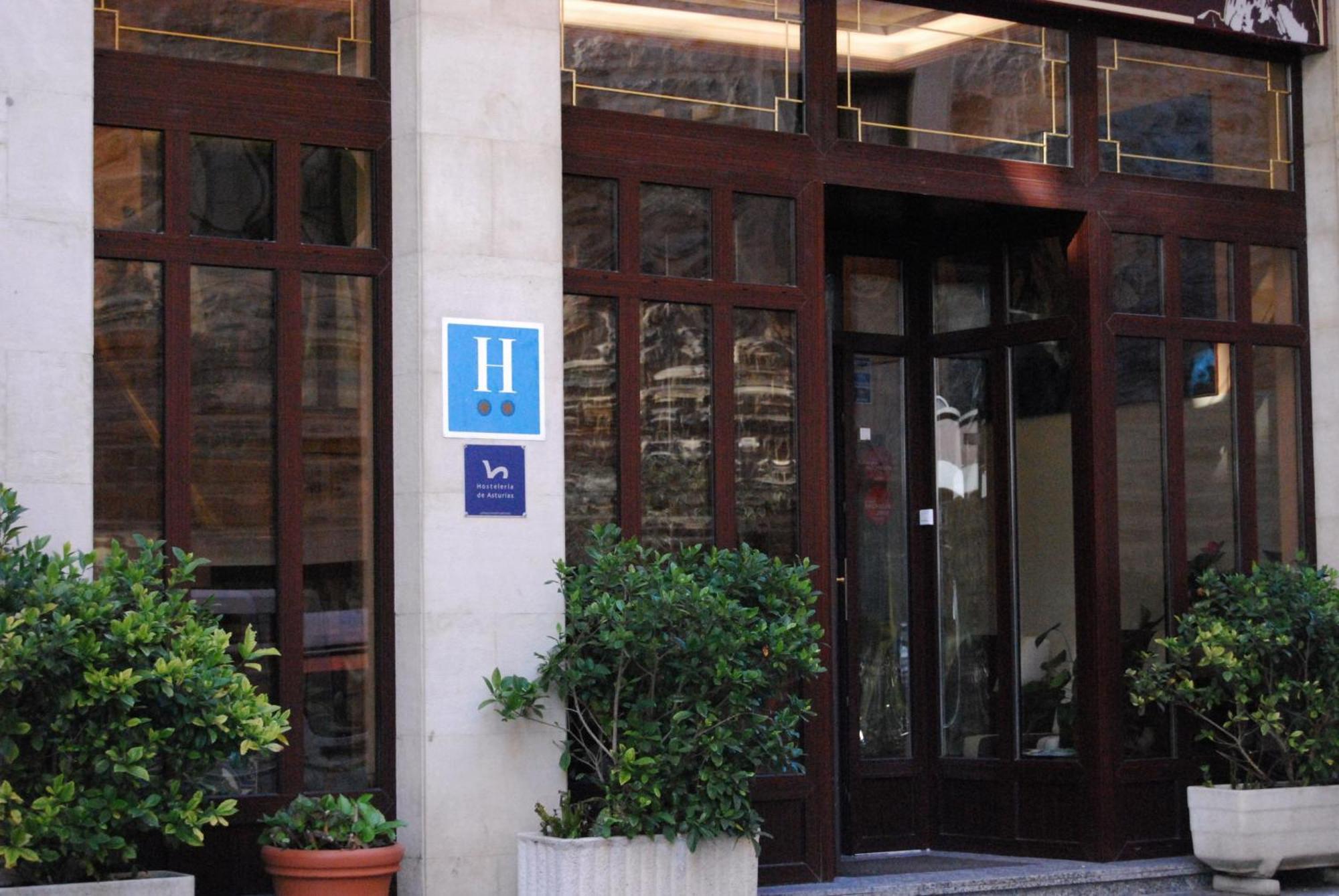 Hotel La Rivera Arenas De Cabrales Zewnętrze zdjęcie