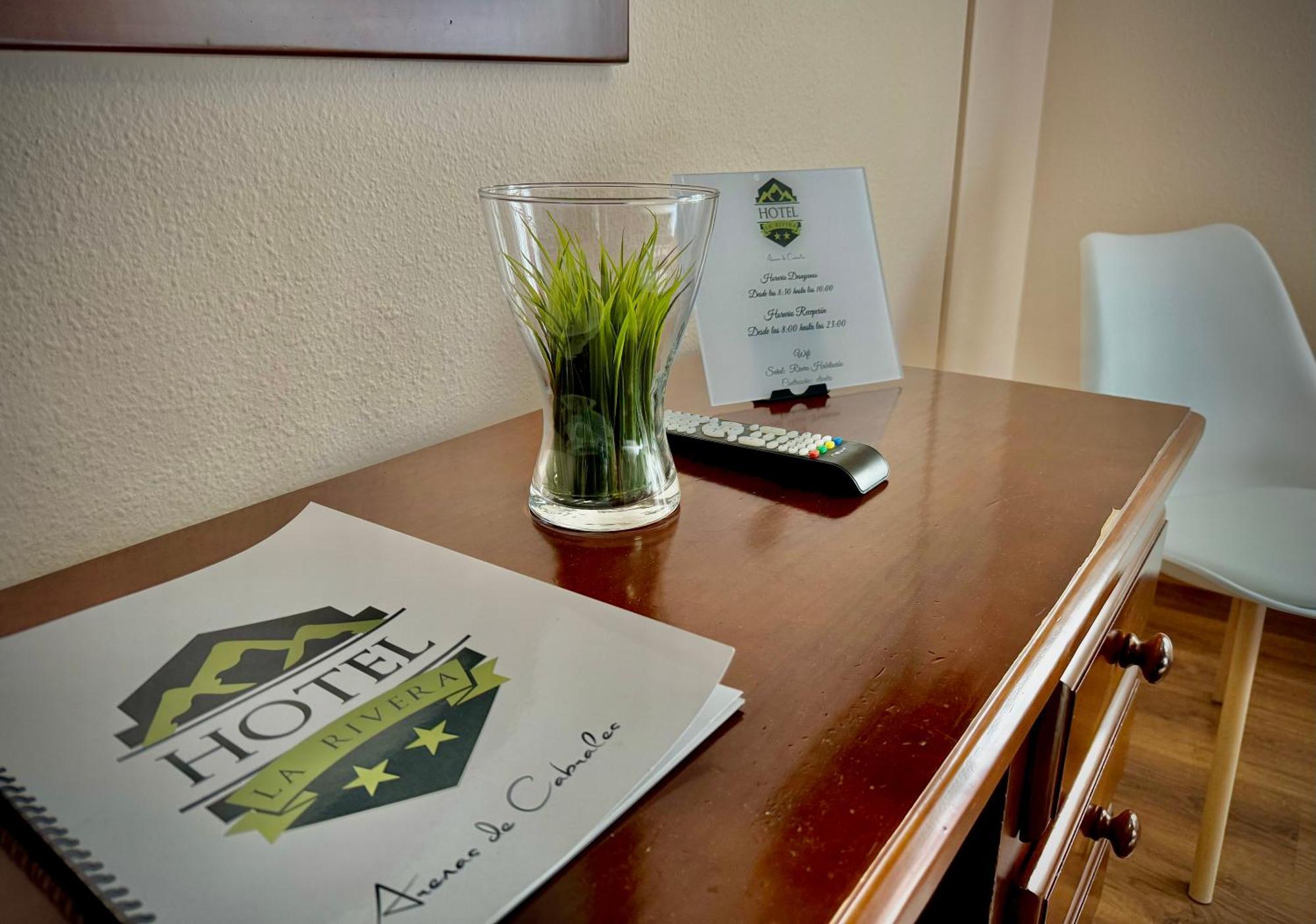 Hotel La Rivera Arenas De Cabrales Zewnętrze zdjęcie