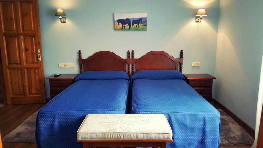 Hotel La Rivera Arenas De Cabrales Zewnętrze zdjęcie