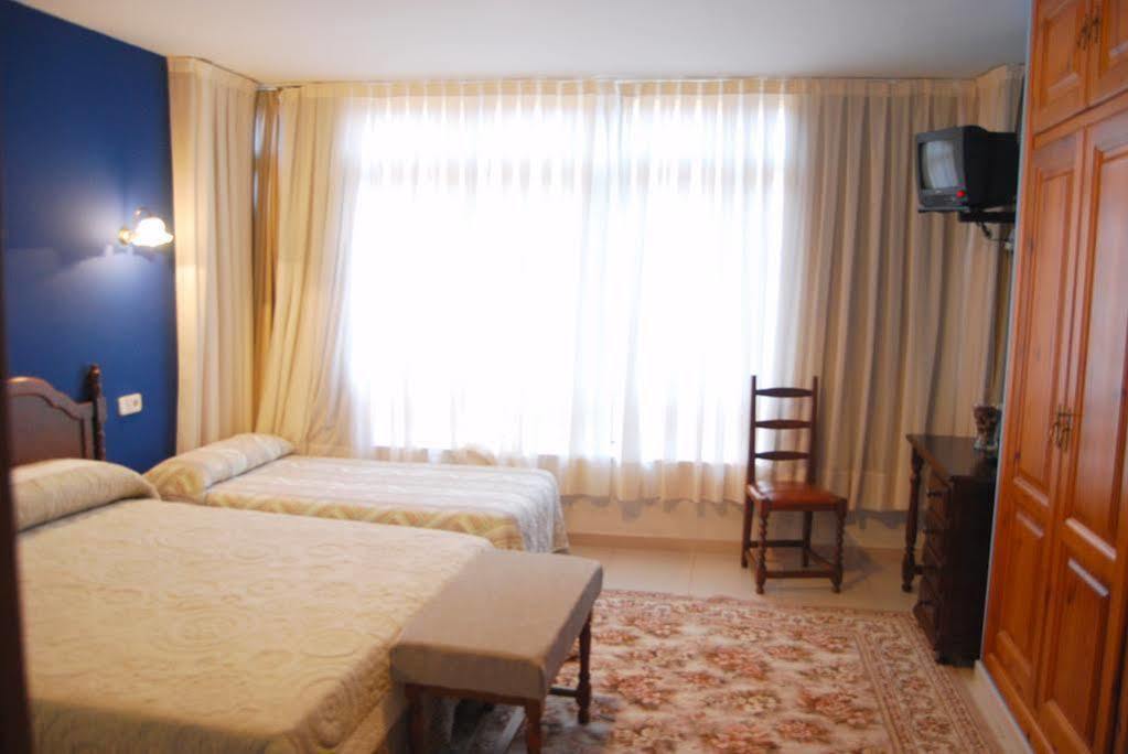 Hotel La Rivera Arenas De Cabrales Zewnętrze zdjęcie